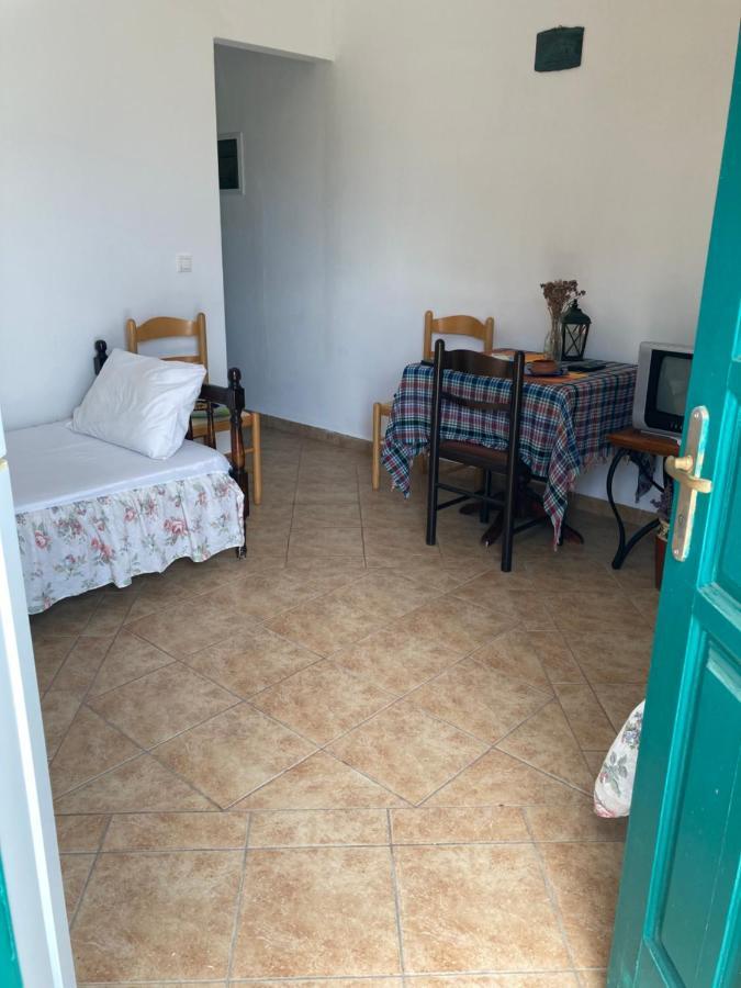 Agkyra Rooms Aladhinon Exterior foto