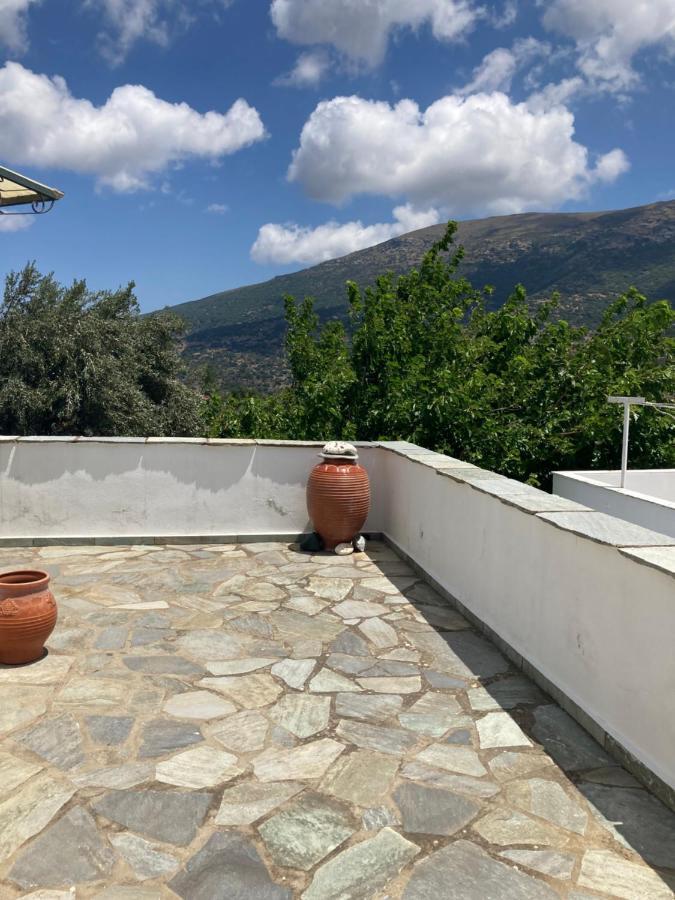 Agkyra Rooms Aladhinon Exterior foto
