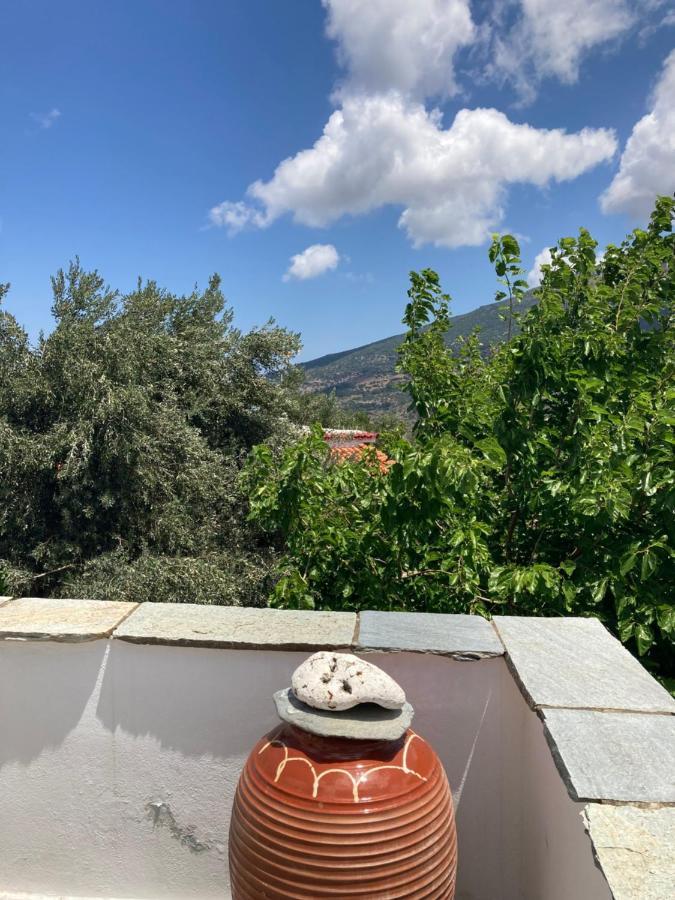 Agkyra Rooms Aladhinon Exterior foto